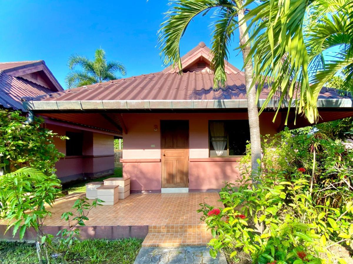 Mom And Me Resort & Farm Doi Saket Exterior foto