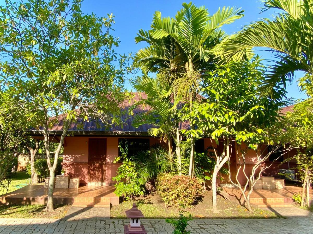 Mom And Me Resort & Farm Doi Saket Exterior foto